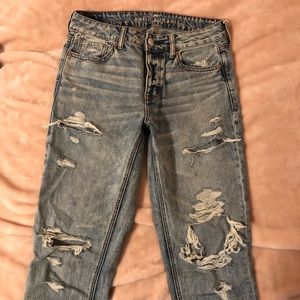 AE Tomgirl Jeans NWOT